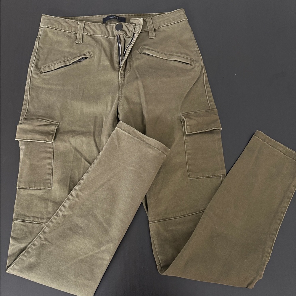 Women's Olive Cargo Pants